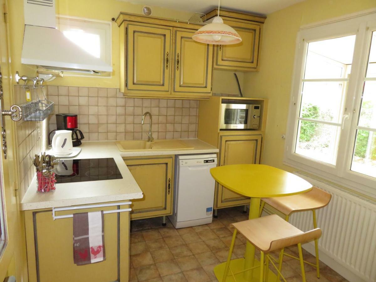 Gite La Pierre Qui Tourne Amboise Buitenkant foto